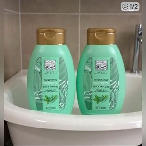 Invigorating Tea Tree Oil Shampoo - Green (2 Bottles)